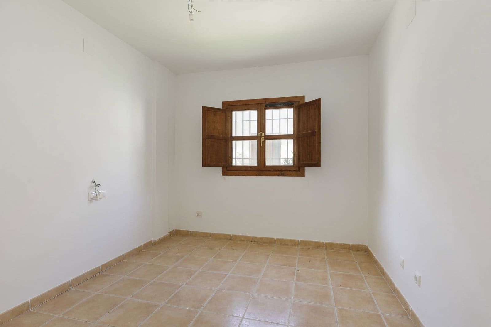 2 Zimmer Reihenhaus zu verkaufen in Laroles mit Garage - 62.000 € (Ref: 9916626)