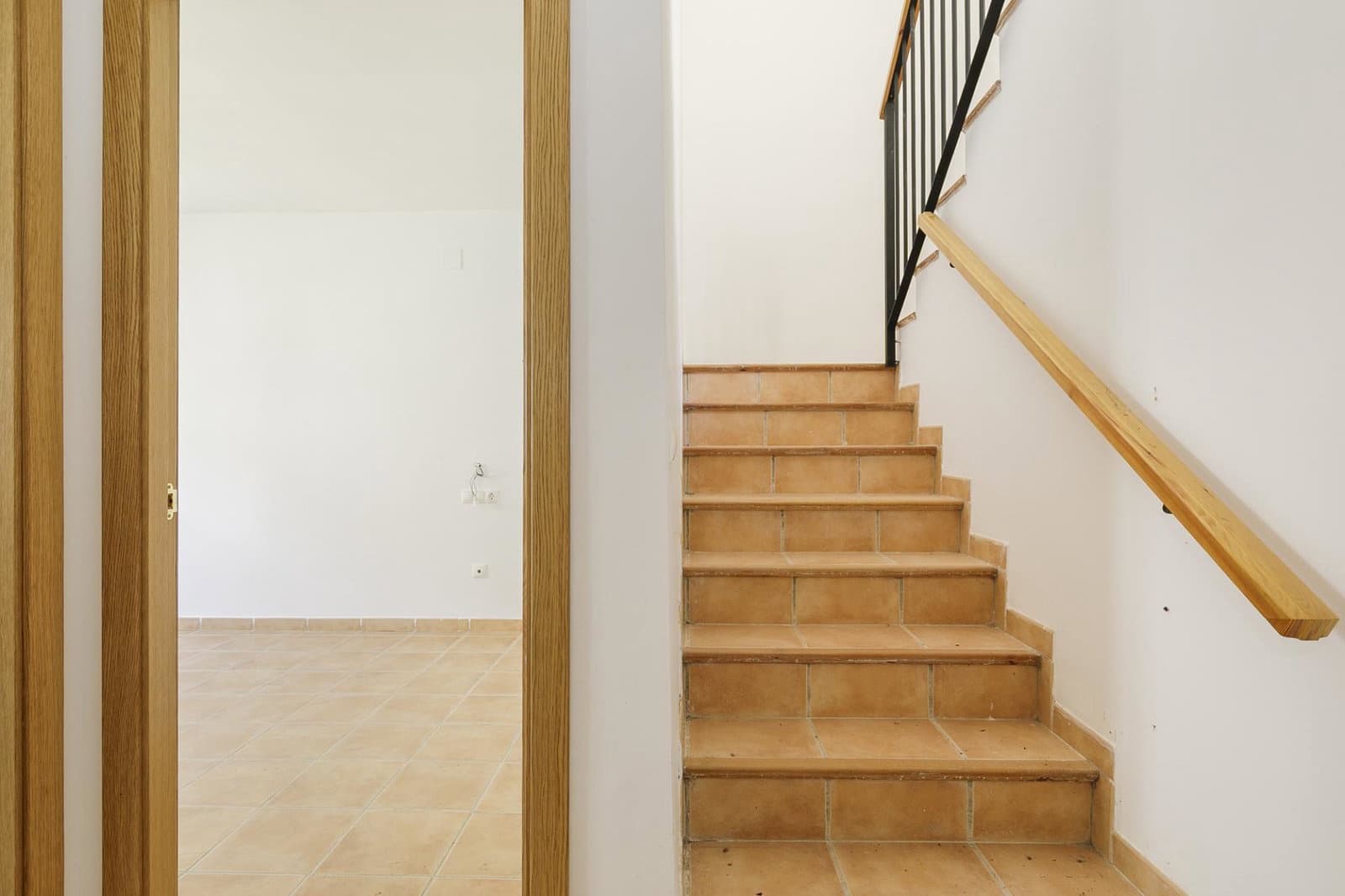 2 Zimmer Reihenhaus zu verkaufen in Laroles mit Garage - 62.000 € (Ref: 9916626)