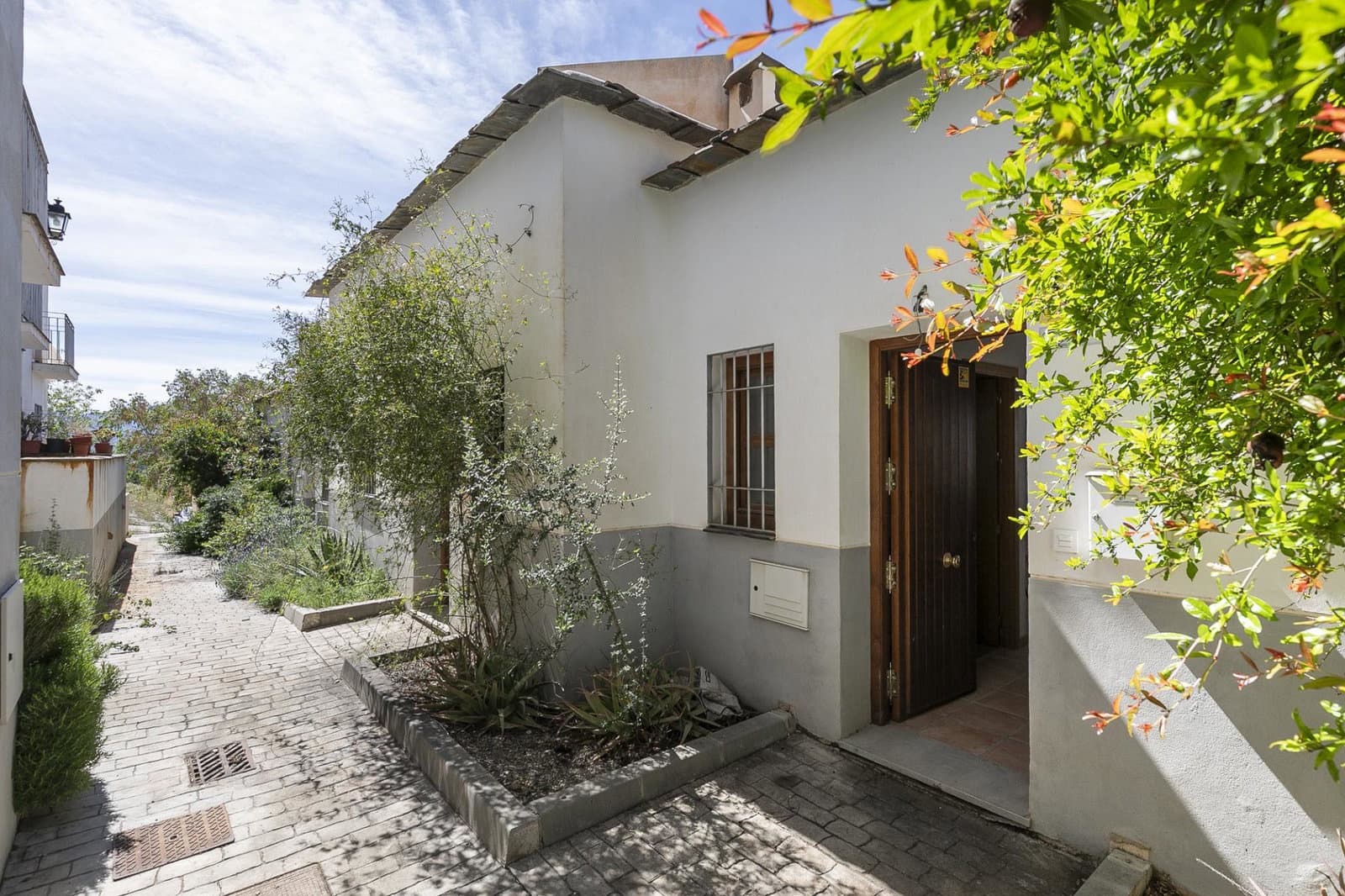 2 Zimmer Reihenhaus zu verkaufen in Laroles mit Garage - 62.000 € (Ref: 9916626)