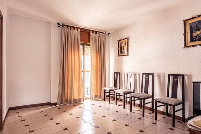 3 Zimmer Finca/Landgut zu verkaufen in Alcalá la Real mit Garage - 239.000 € (Ref: 9916627)