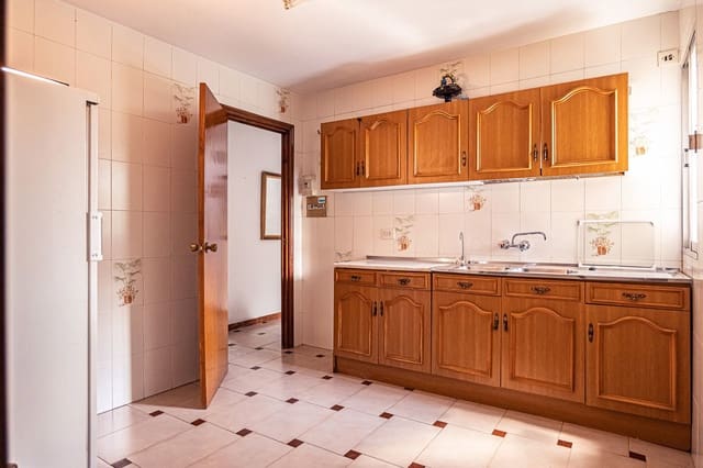 3 Zimmer Finca/Landgut zu verkaufen in Alcalá la Real mit Garage - 239.000 € (Ref: 9916627)
