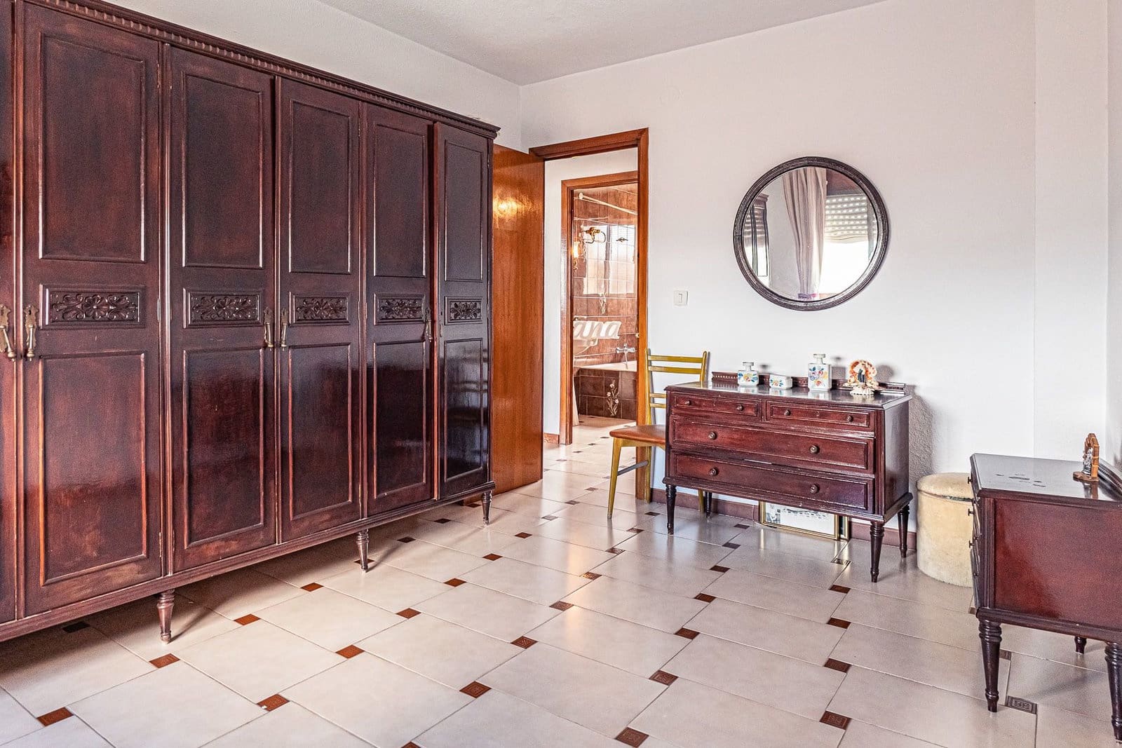 3 bedroom Finca/Country House for sale in Alcala la Real with garage - € 239,000 (Ref: 9916627)