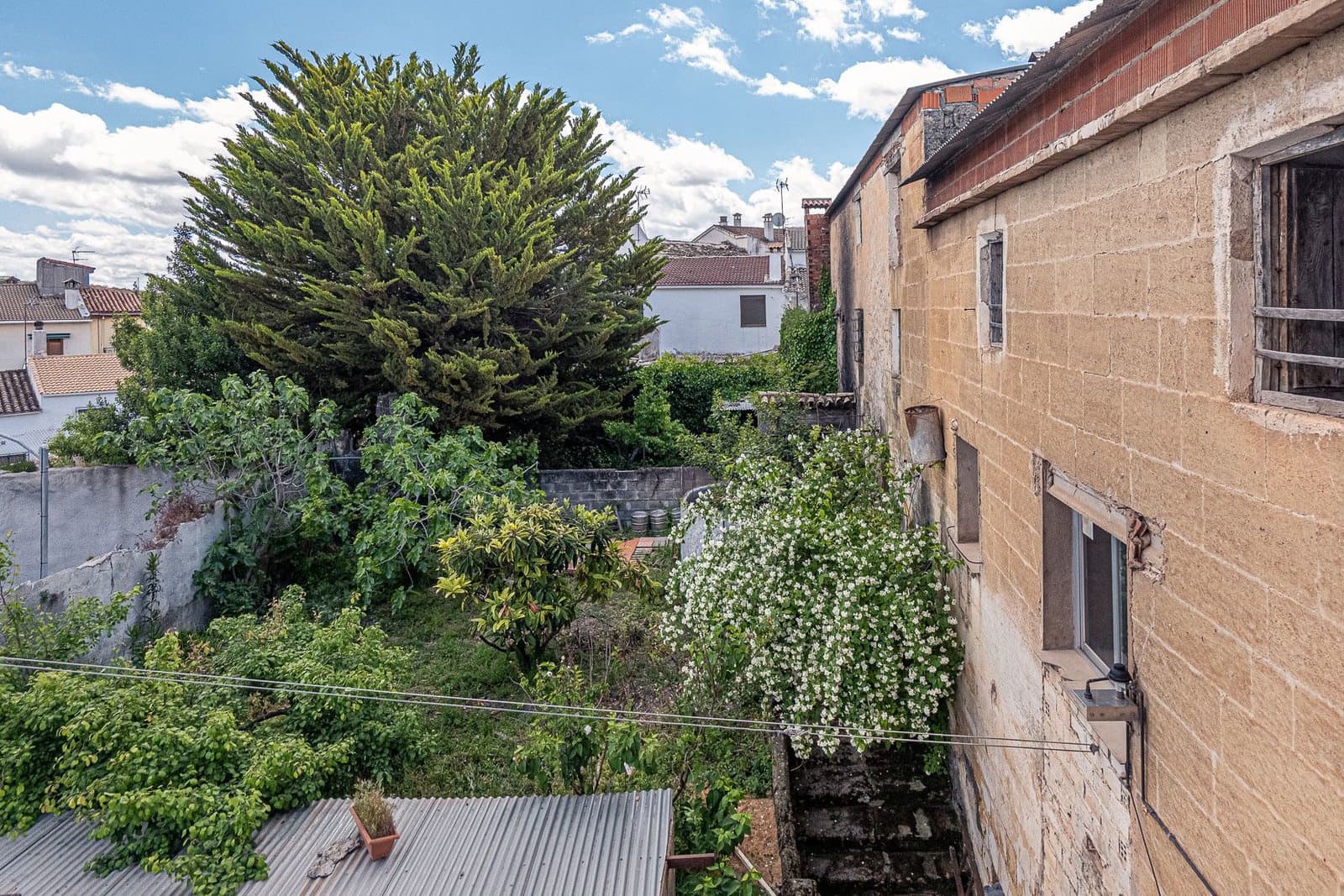 3 bedroom Finca/Country House for sale in Alcala la Real with garage - € 239,000 (Ref: 9916627)