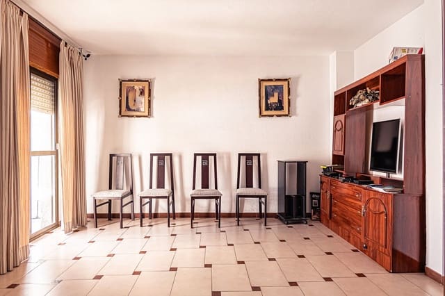 3 Zimmer Finca/Landgut zu verkaufen in Alcalá la Real mit Garage - 239.000 € (Ref: 9916627)