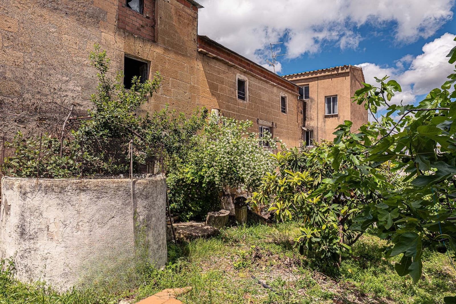 3 bedroom Finca/Country House for sale in Alcala la Real with garage - € 239,000 (Ref: 9916627)