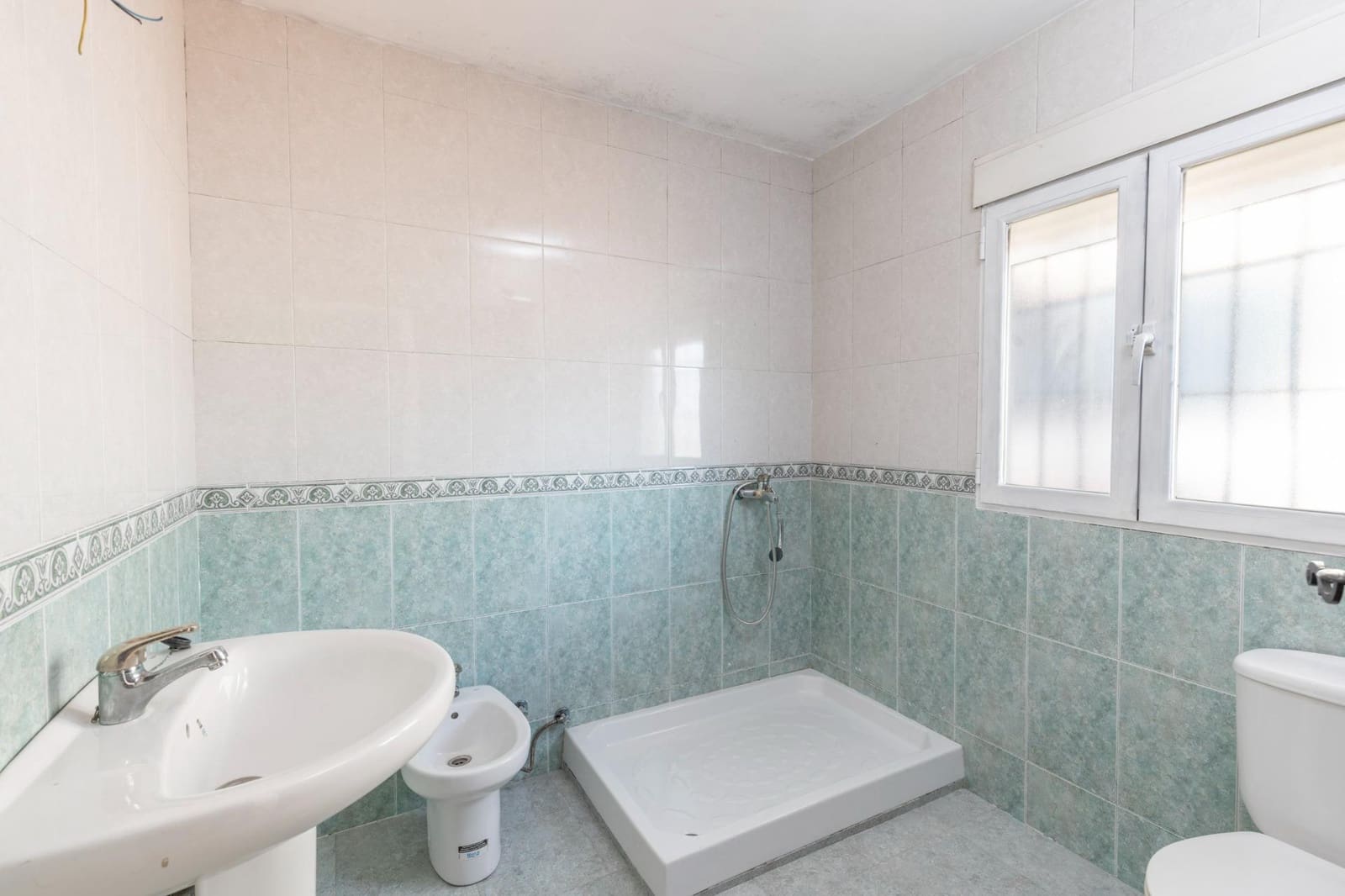 4 sypialnia Willa na sprzedaż w Escoznar z garażem - 149 900 € (Ref: 9916630)