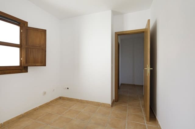 3 slaapkamer Rijtjeshuis te koop in Laroles, Nevada - € 55.000 (Ref: 9916631)