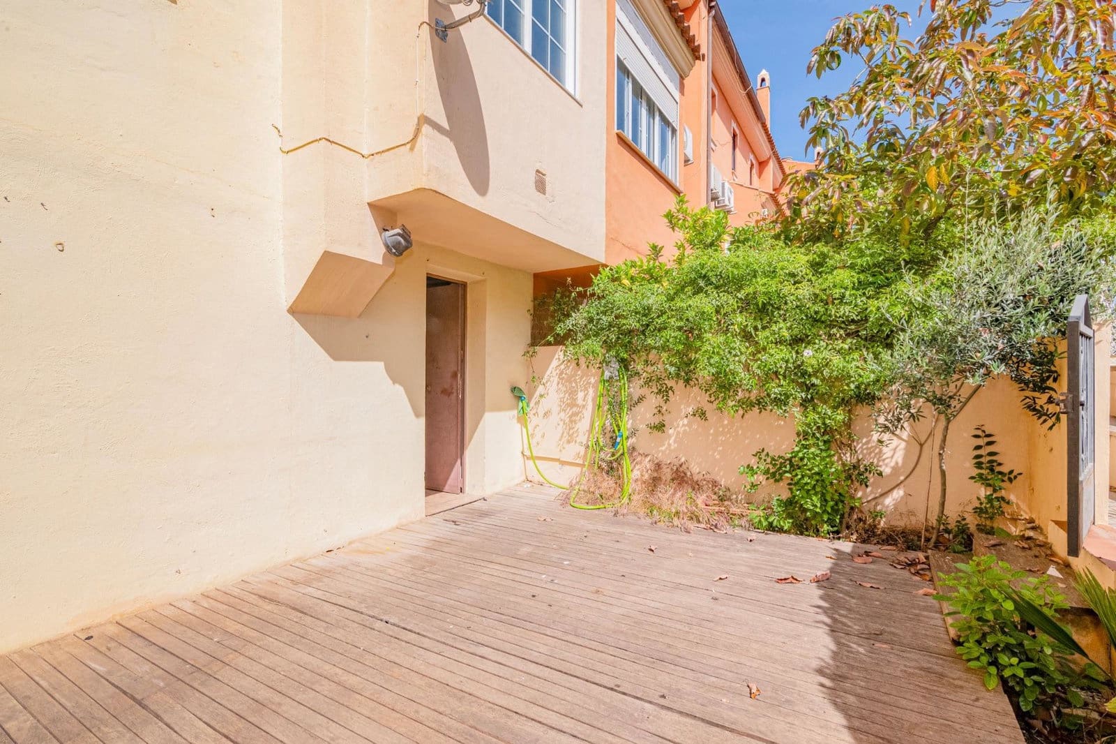 2 quarto Moradia em Banda para venda em Ogijares com piscina garagem - 248 000 € (Ref: 9916632)