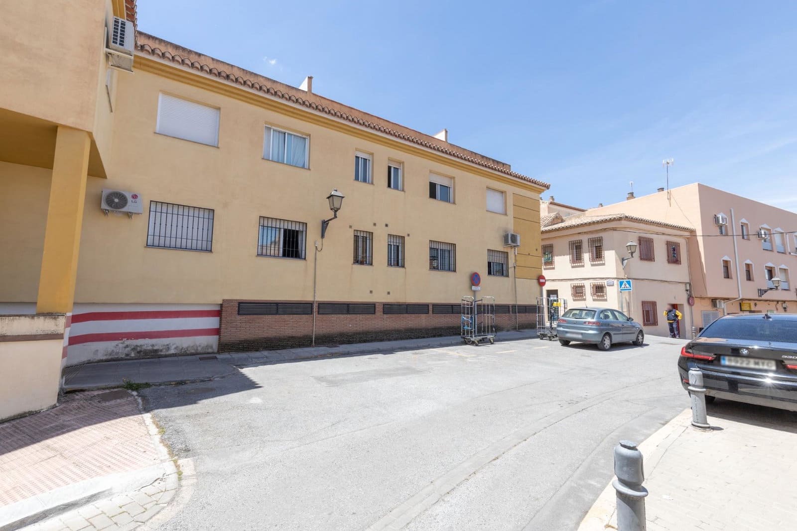 2 bedroom Penthouse for sale in Alhendin with garage - € 185,000 (Ref: 9916635)
