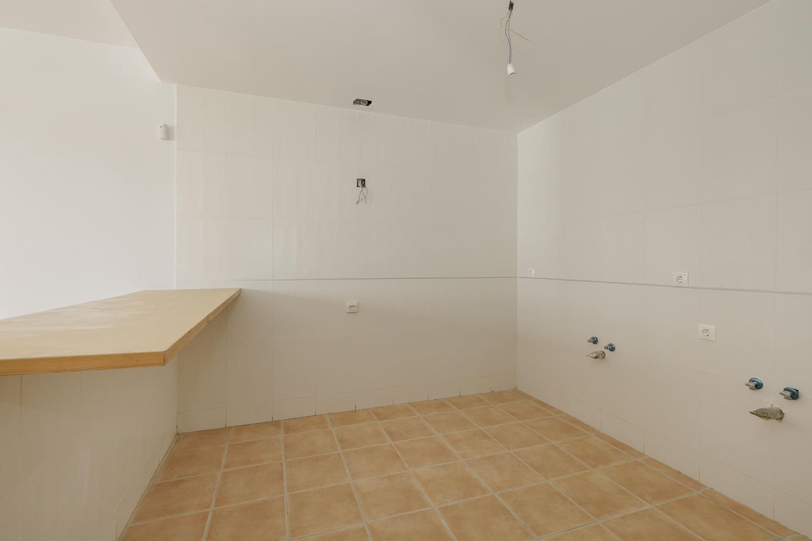 3 slaapkamer Appartement te koop in Laroles - € 65.000 (Ref: 9916636)