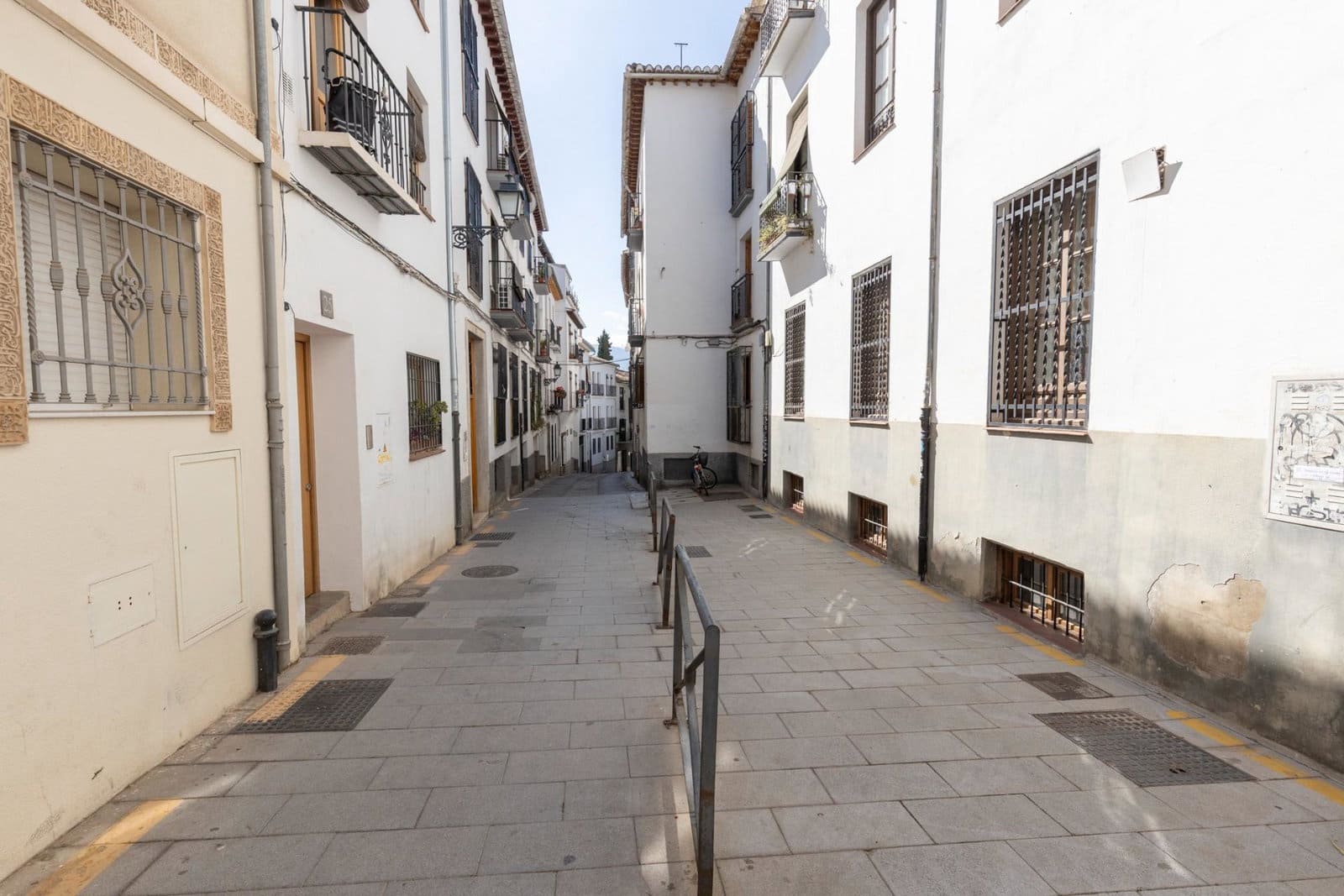 4 slaapkamer Appartement te koop in Granada stad - € 335.000 (Ref: 9916637)