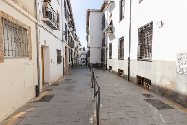 4 sypialnia Apartament na sprzedaż w Centro - Sagrario, Miasto Grenada - 335 000 € (Ref: 9916637)