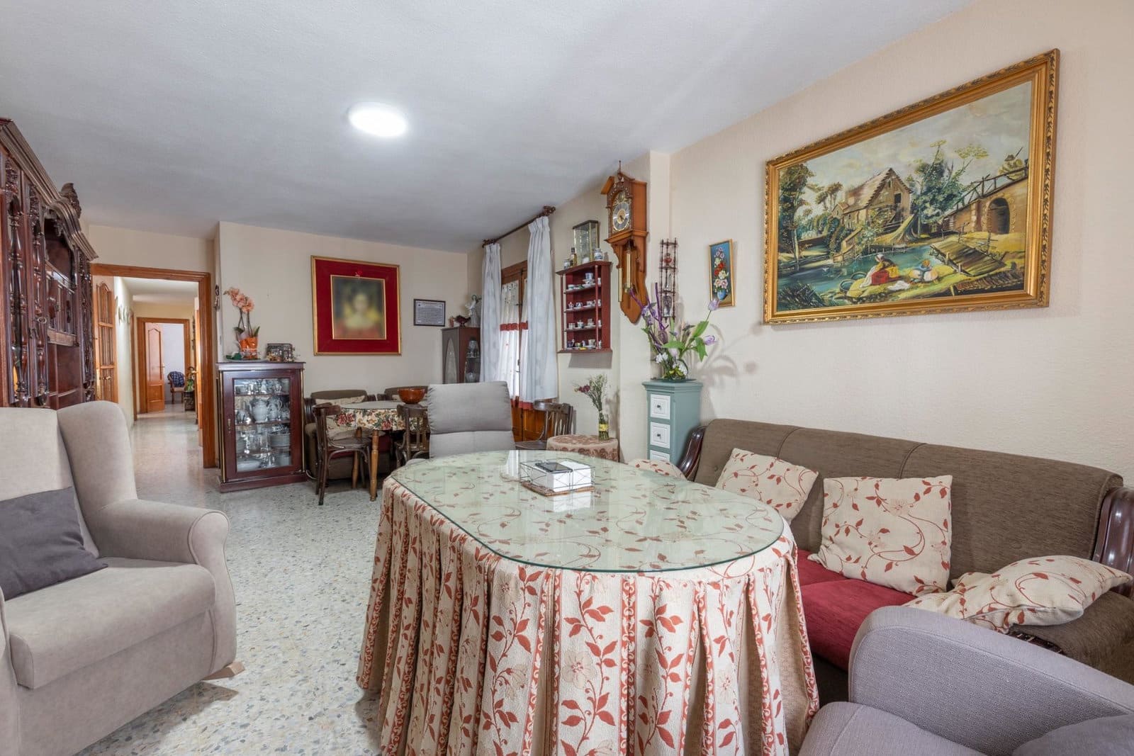 4 slaapkamer Appartement te koop in Granada stad - € 335.000 (Ref: 9916637)