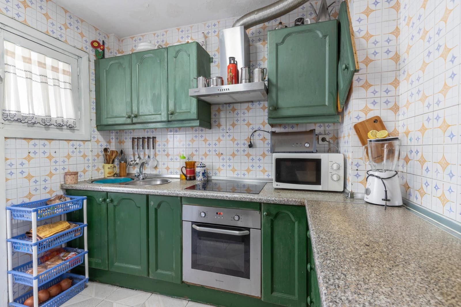 4 slaapkamer Appartement te koop in Granada stad - € 335.000 (Ref: 9916637)