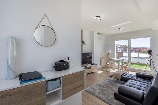 2 soverom Penthouse til salgs i Centro - Sagrario, Granada by med garasje - € 189 000 (Ref: 9916638)