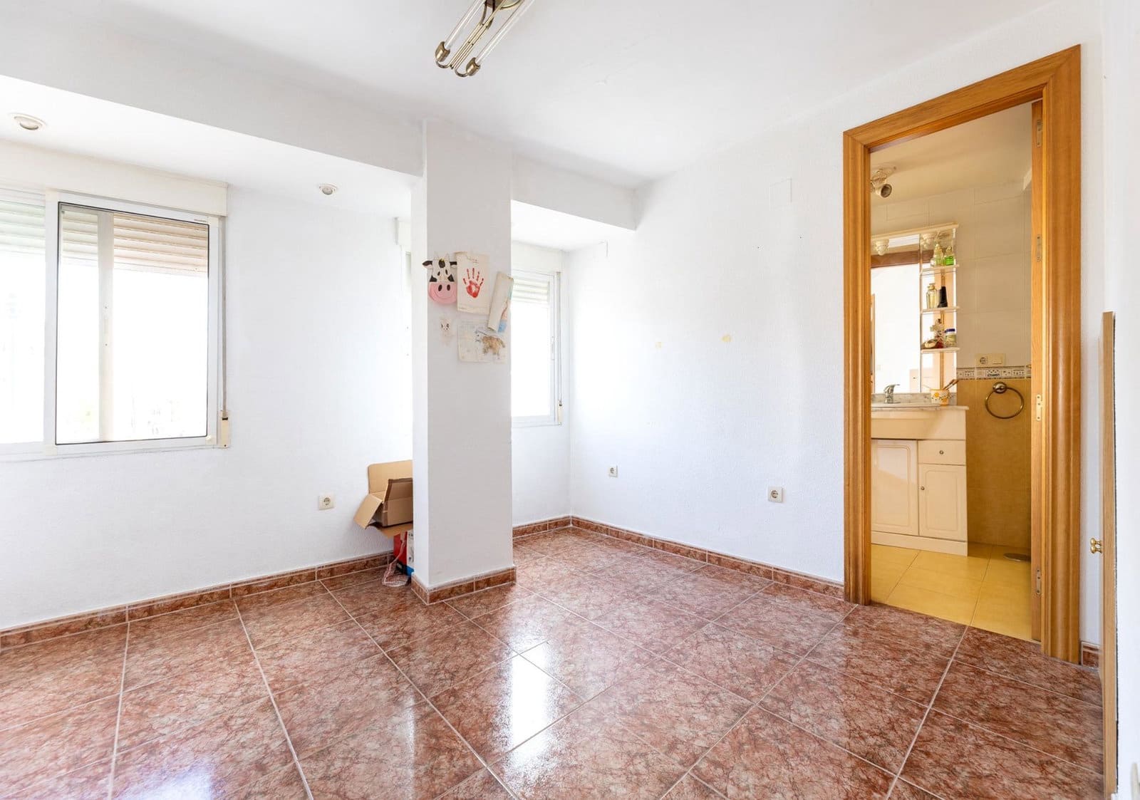 5 Zimmer Villa zu verkaufen in Armilla - 215.000 € (Ref: 9916640)