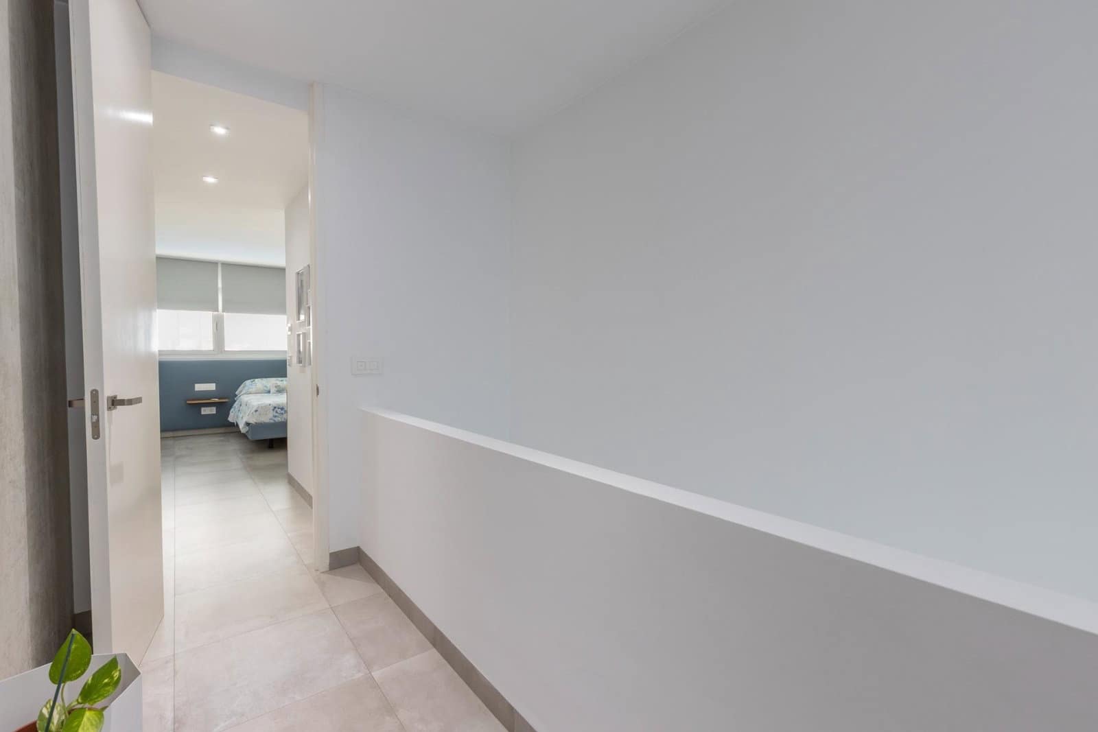 3 bedroom Villa for sale in Granada city with garage - € 715,000 (Ref: 9916641)