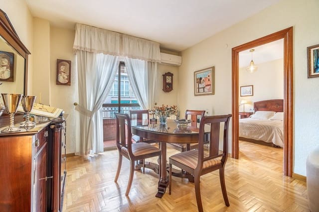 3 Zimmer Apartment zu verkaufen in Centro - Sagrario, Granada Stadt - 375.000 € (Ref: 9916642)