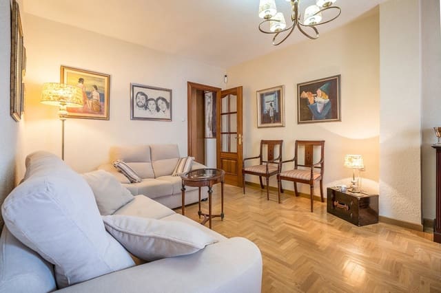 3 Zimmer Apartment zu verkaufen in Centro - Sagrario, Granada Stadt - 375.000 € (Ref: 9916642)