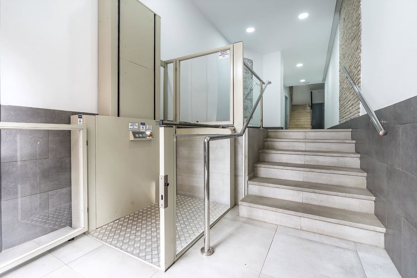 3 Zimmer Apartment zu verkaufen in Granada Stadt - 375.000 € (Ref: 9916642)