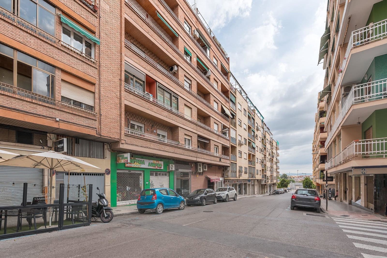 3 Zimmer Apartment zu verkaufen in Granada Stadt - 375.000 € (Ref: 9916642)