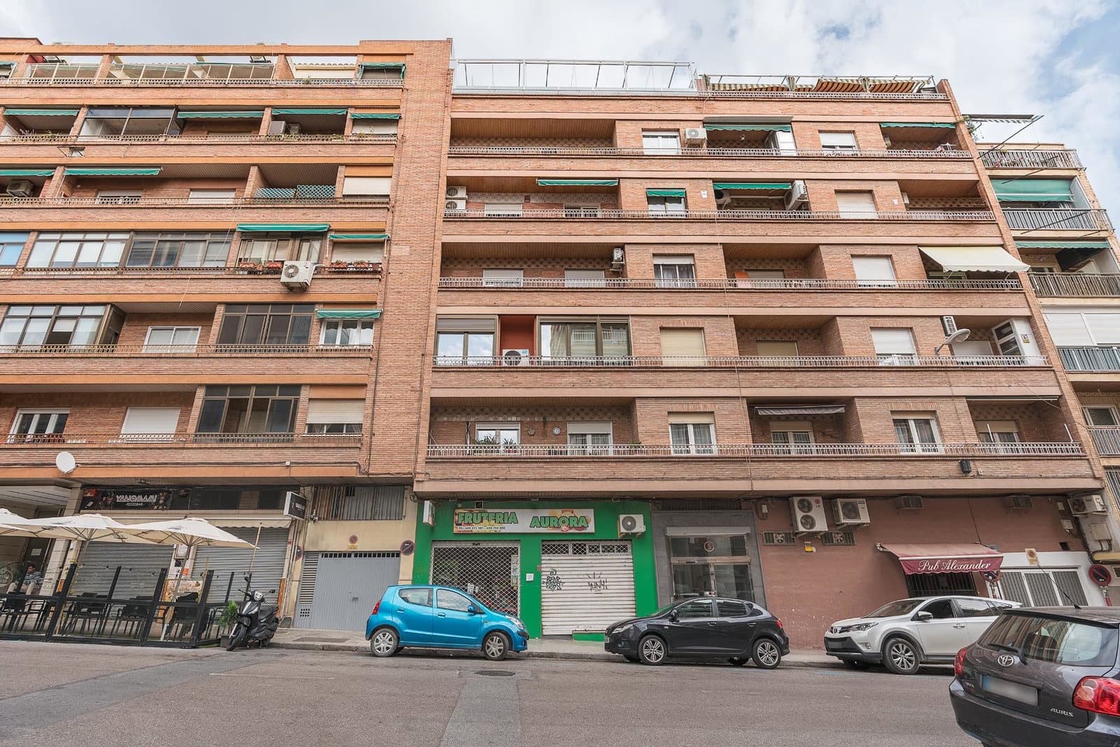 3 Zimmer Apartment zu verkaufen in Granada Stadt - 375.000 € (Ref: 9916642)
