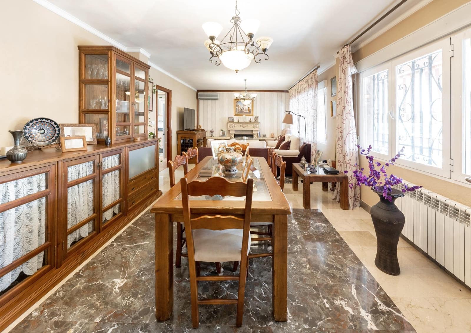 4 soveværelse Villa til salg i Alfacar med swimmingpool garage - € 430.000 (Ref: 9916643)