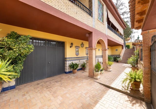 4 soverom Villa til salgs i Alfacar med svømmebasseng garasje - € 395 000 (Ref: 9916643)