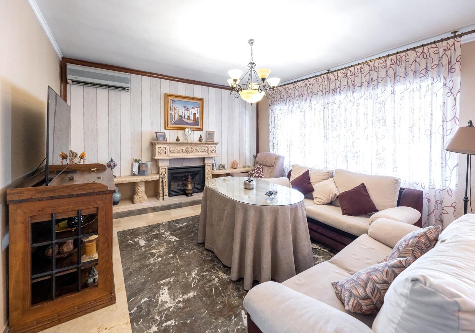 4 Zimmer Villa zu verkaufen in Alfacar mit Pool Garage - 320.000 € (Ref: 9916643)