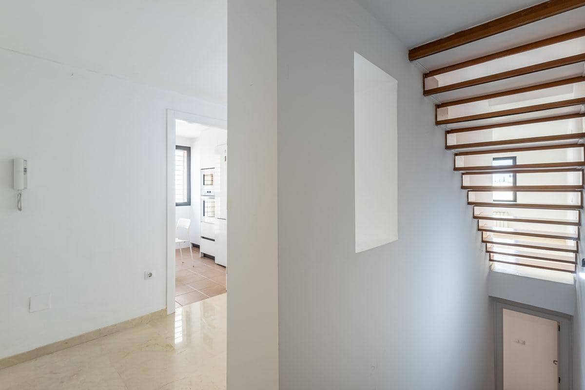 3 chambre Villa/Maison Mitoyenne à vendre à Albolote avec piscine garage - 380 000 € (Ref: 9916644)