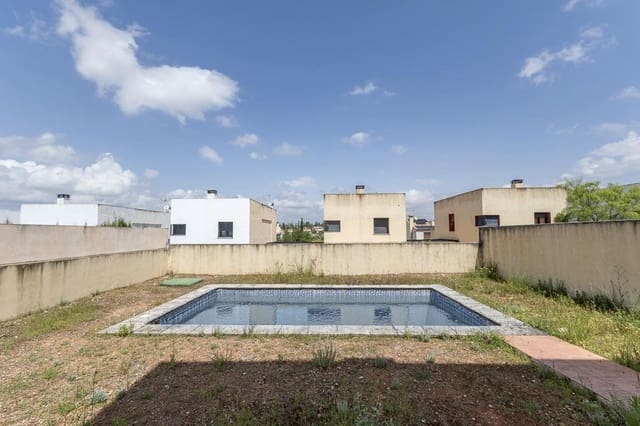 3 chambre Villa/Maison Mitoyenne à vendre à Albolote avec piscine garage - 380 000 € (Ref: 9916644)