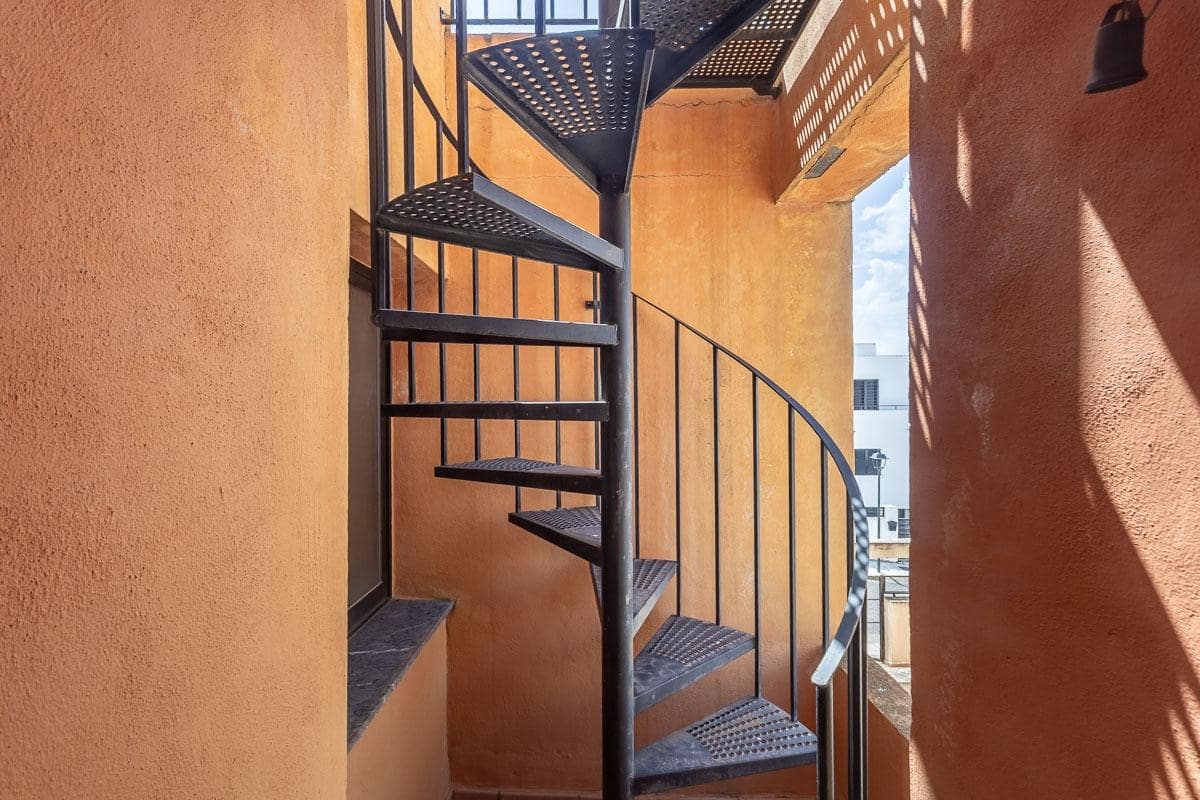 3 chambre Villa/Maison Mitoyenne à vendre à Albolote avec piscine garage - 380 000 € (Ref: 9916644)
