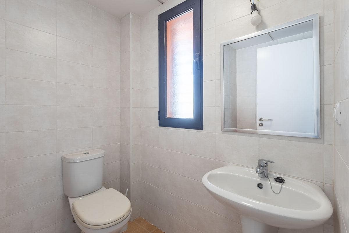 3 chambre Villa/Maison Mitoyenne à vendre à Albolote avec piscine garage - 380 000 € (Ref: 9916644)