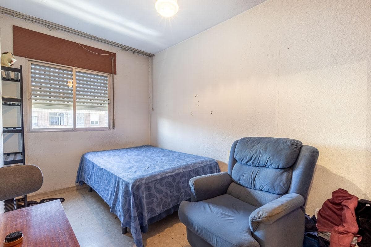 4 chambre Appartement à vendre à Grenade ville avec garage - 250 000 € (Ref: 9916646)
