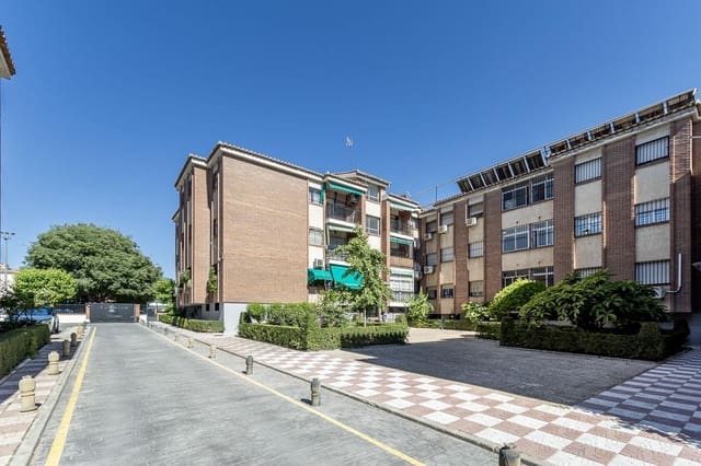 4 sypialnia Apartament na sprzedaż w Centro - Sagrario, Miasto Grenada z garażem - 250 000 € (Ref: 9916646)