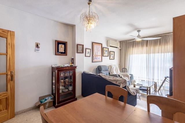4 sypialnia Apartament na sprzedaż w Centro - Sagrario, Miasto Grenada z garażem - 250 000 € (Ref: 9916646)