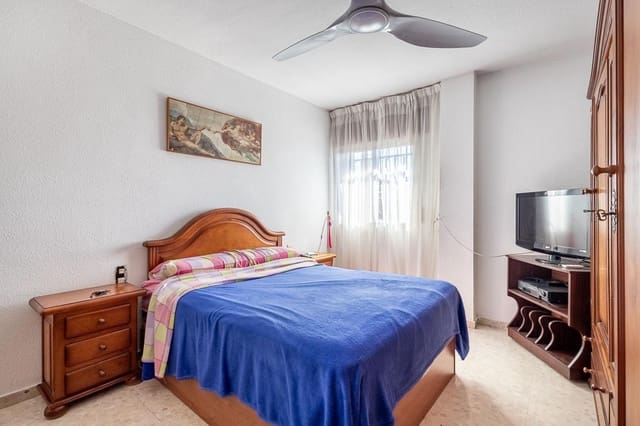 4 sypialnia Apartament na sprzedaż w Centro - Sagrario, Miasto Grenada z garażem - 250 000 € (Ref: 9916646)