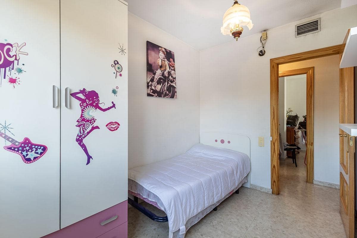 4 chambre Appartement à vendre à Grenade ville avec garage - 250 000 € (Ref: 9916646)