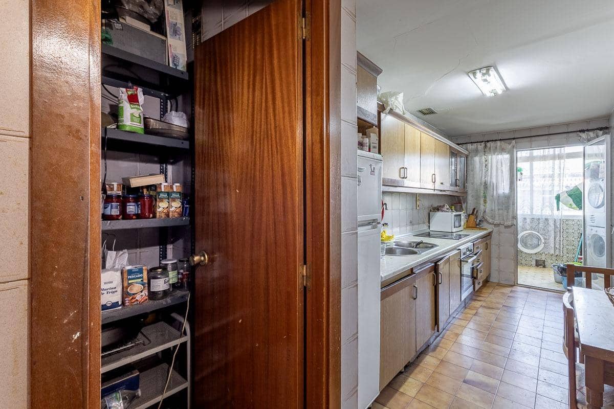 4 chambre Appartement à vendre à Grenade ville avec garage - 250 000 € (Ref: 9916646)