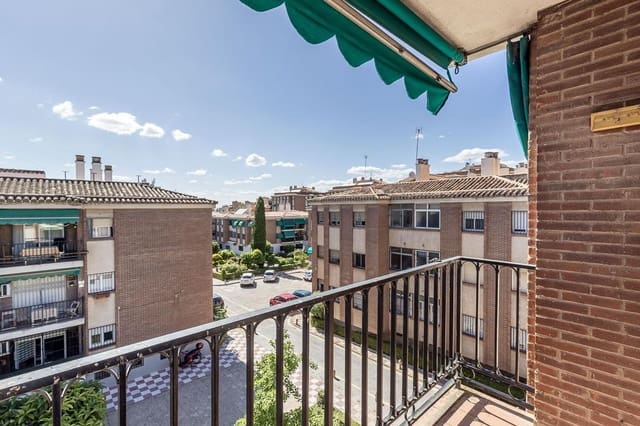 4 sypialnia Apartament na sprzedaż w Centro - Sagrario, Miasto Grenada z garażem - 250 000 € (Ref: 9916646)