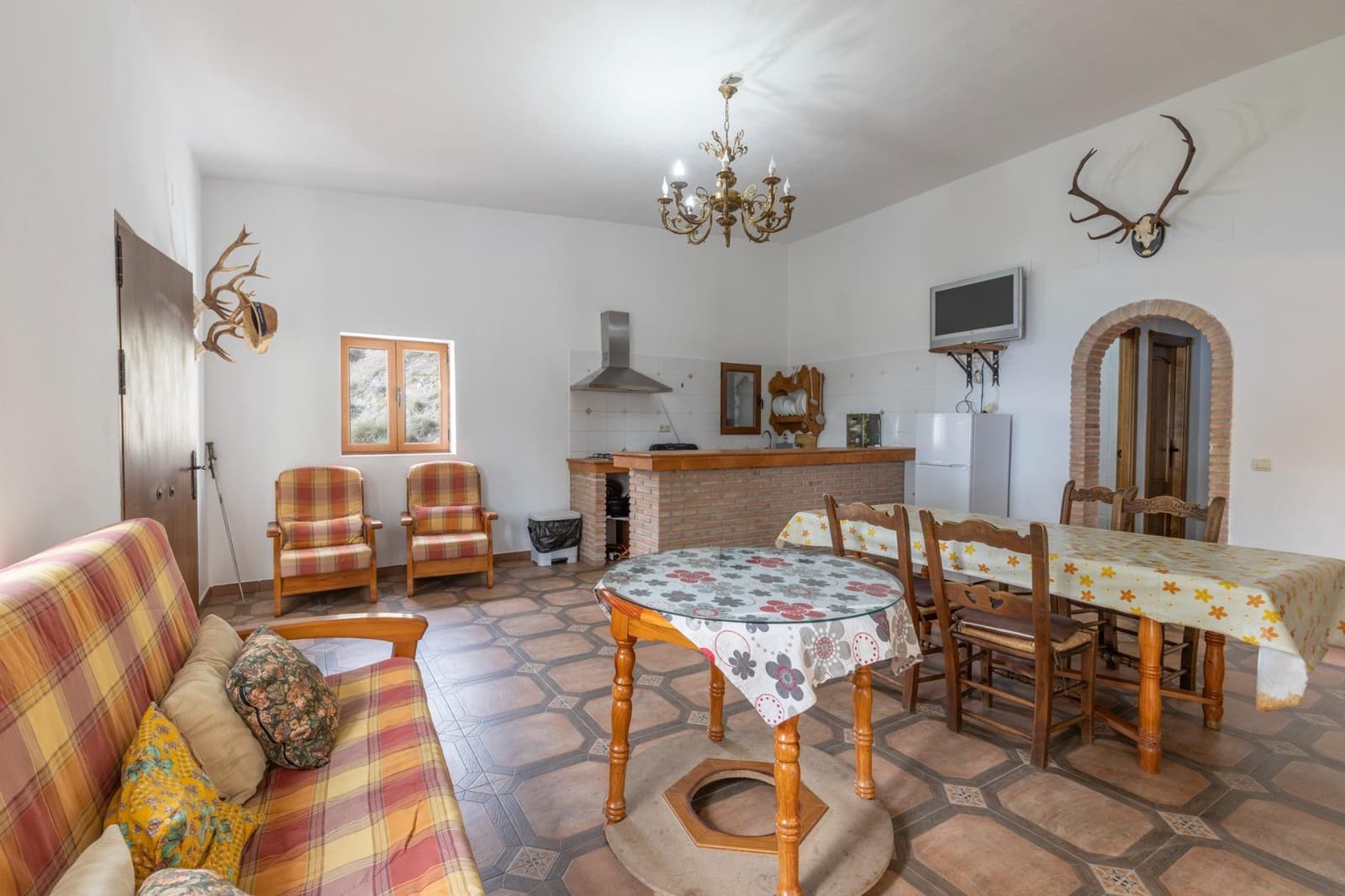 4 slaapkamer Finca/Landhuis te koop in Niguelas - € 160.000 (Ref: 9916648)