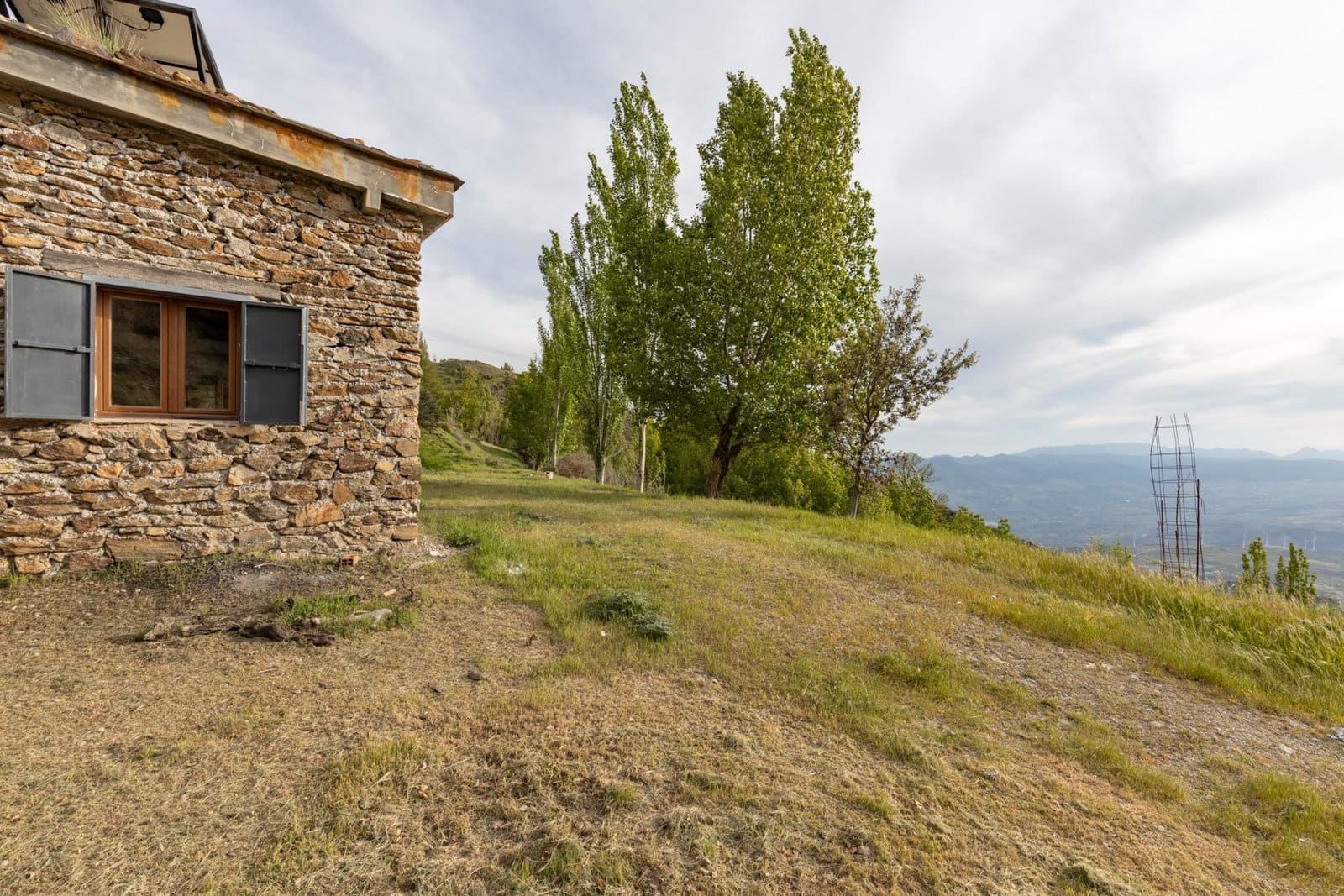 4 bedroom Finca/Country House for sale in Niguelas - € 160,000 (Ref: 9916648)