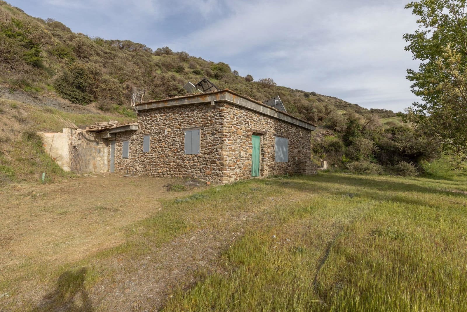 4 bedroom Finca/Country House for sale in Niguelas - € 160,000 (Ref: 9916648)