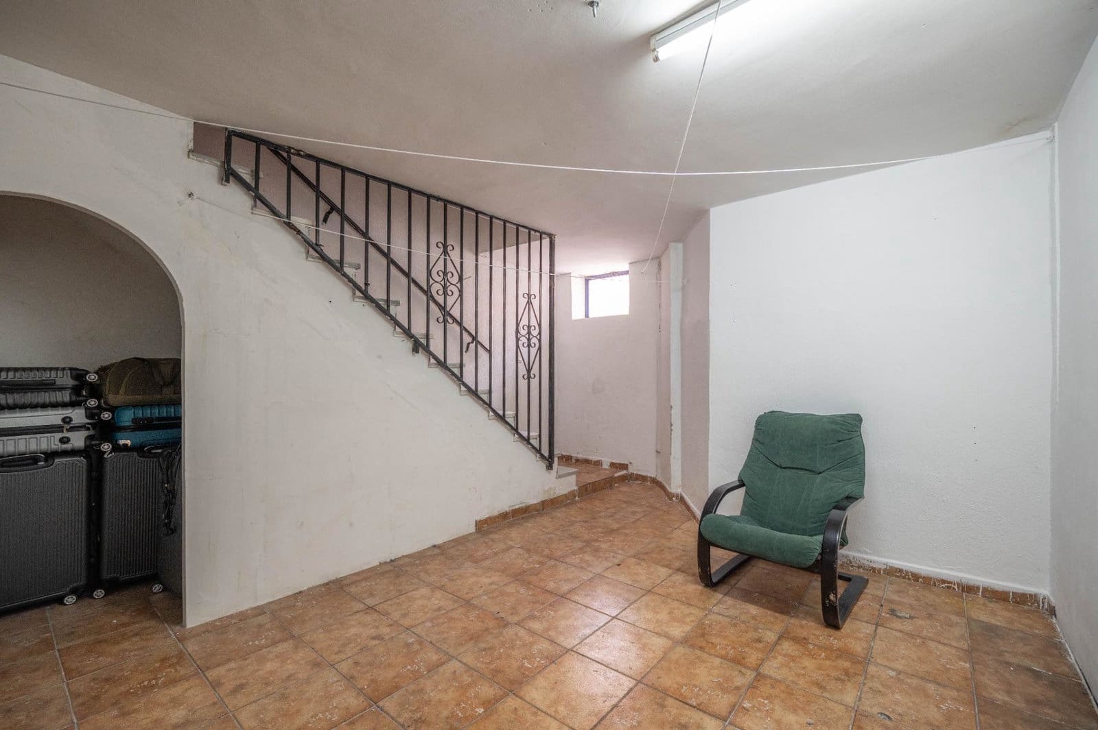 Chalet de 3 habitaciones en Las Gabias en venta con garaje - 176.900 € (Ref: 9916649)