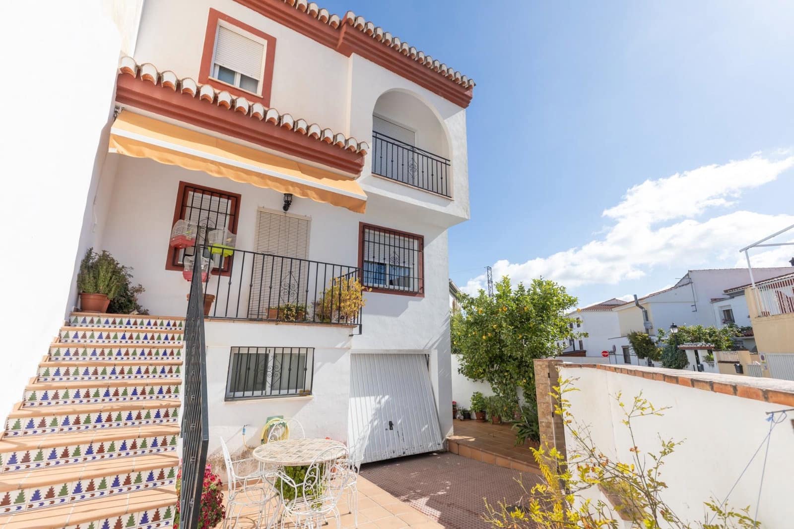 3 quarto Moradia em Banda para venda em Las Gabias com piscina garagem - 259 000 € (Ref: 9916652)