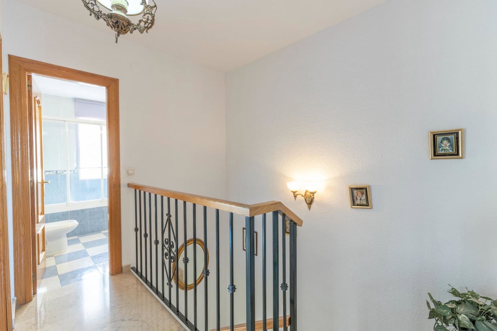 3 quarto Moradia em Banda para venda em Las Gabias com piscina garagem - 259 000 € (Ref: 9916652)