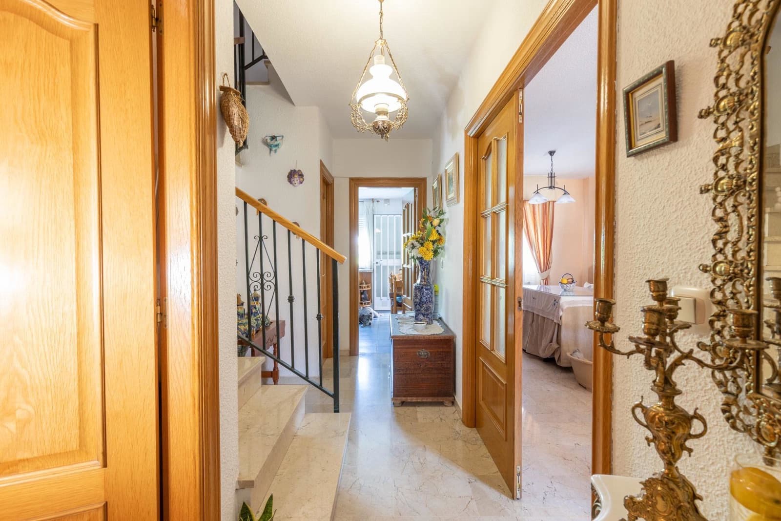 3 quarto Moradia em Banda para venda em Las Gabias com piscina garagem - 259 000 € (Ref: 9916652)