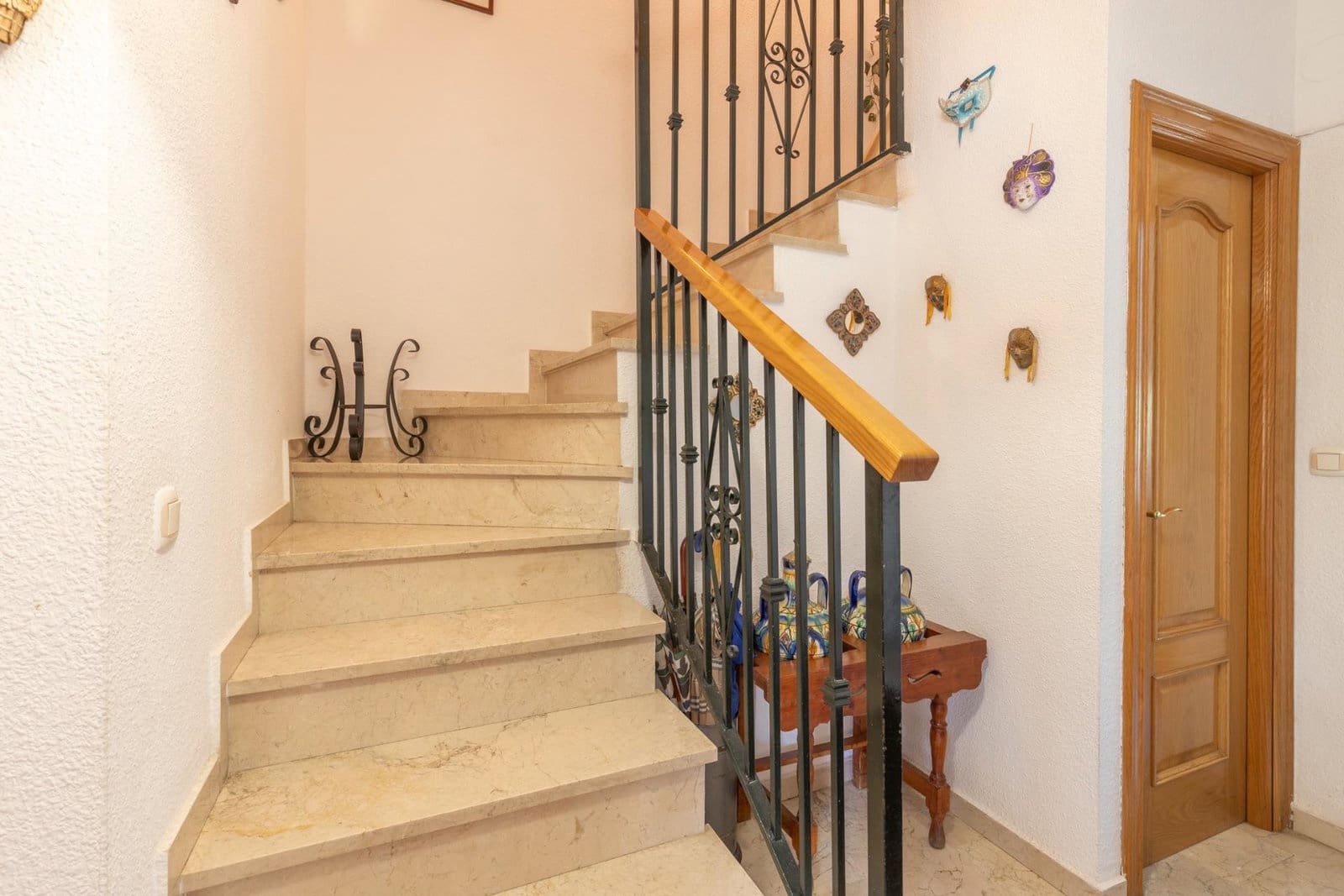 3 quarto Moradia em Banda para venda em Las Gabias com piscina garagem - 259 000 € (Ref: 9916652)