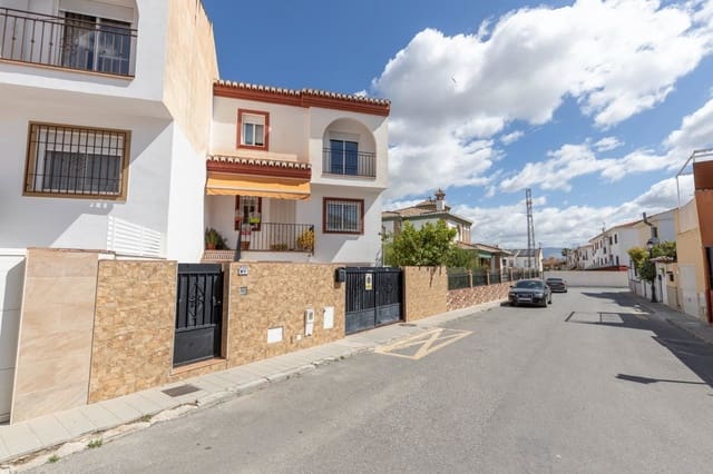 3 quarto Moradia em Banda para venda em Las Gabias com piscina garagem - 259 000 € (Ref: 9916652)