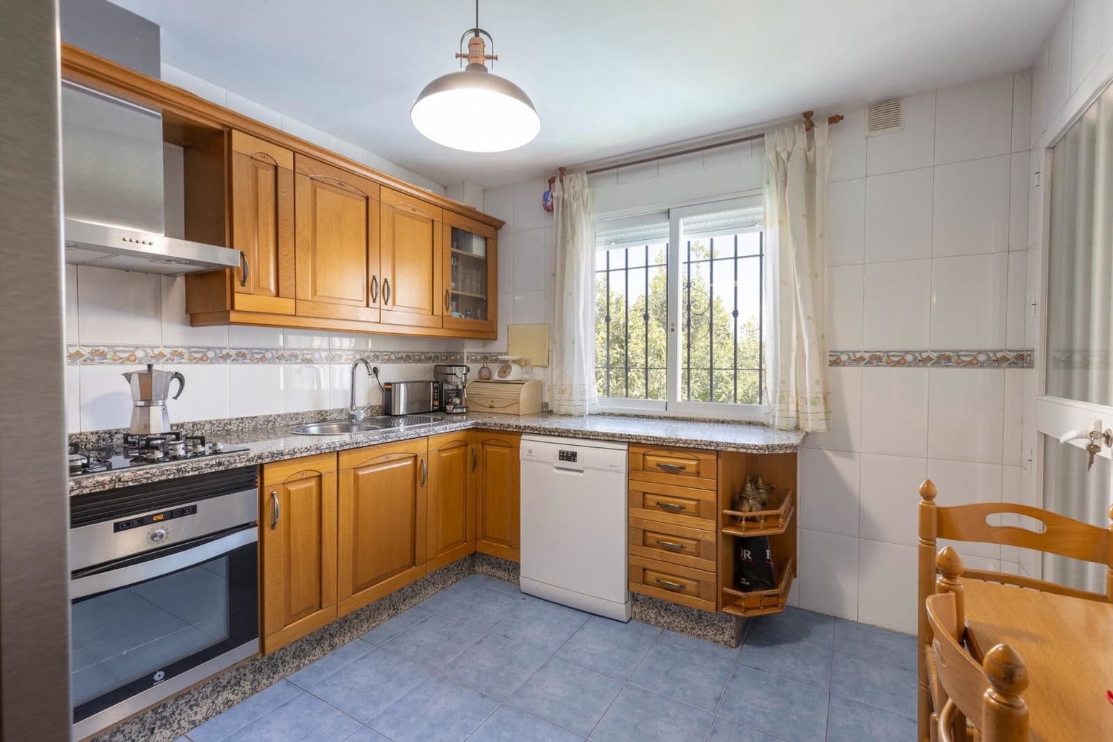 3 quarto Moradia em Banda para venda em Las Gabias com piscina garagem - 259 000 € (Ref: 9916652)